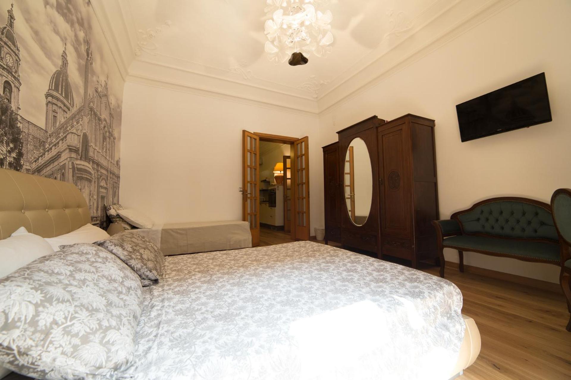 Umberto Flat City Center Катания Экстерьер фото